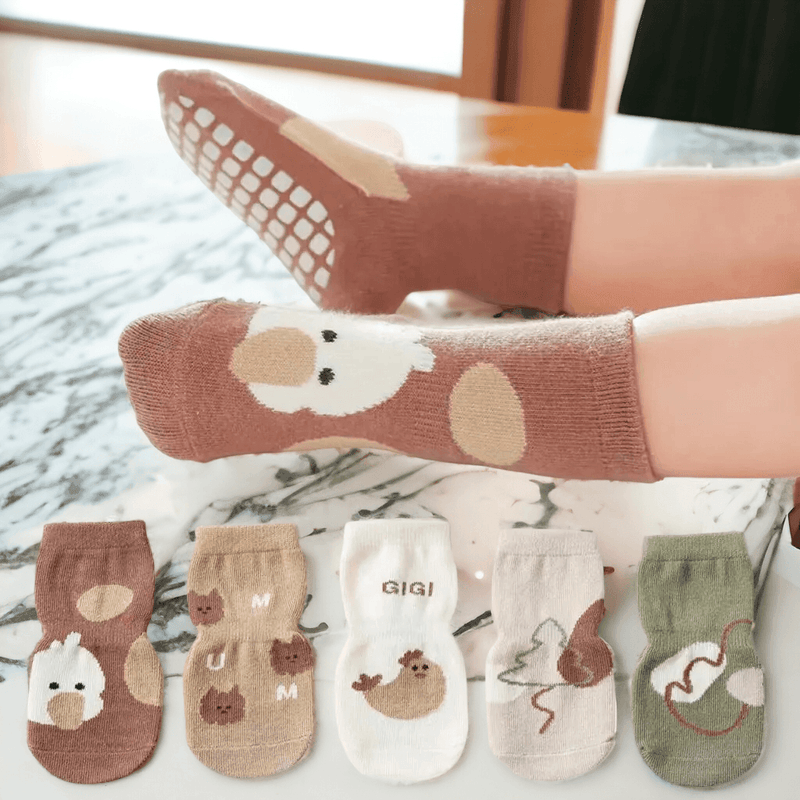 Meia Infantil CharmSocks: Conforto e Diversão para os Pequenos Exploradores - 5 PARES - Majestic Store